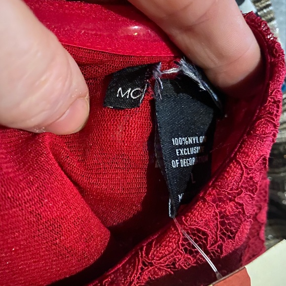 Moda NEW Red-Pink Lace V-Neck Top, size L - Picture 3 of 3